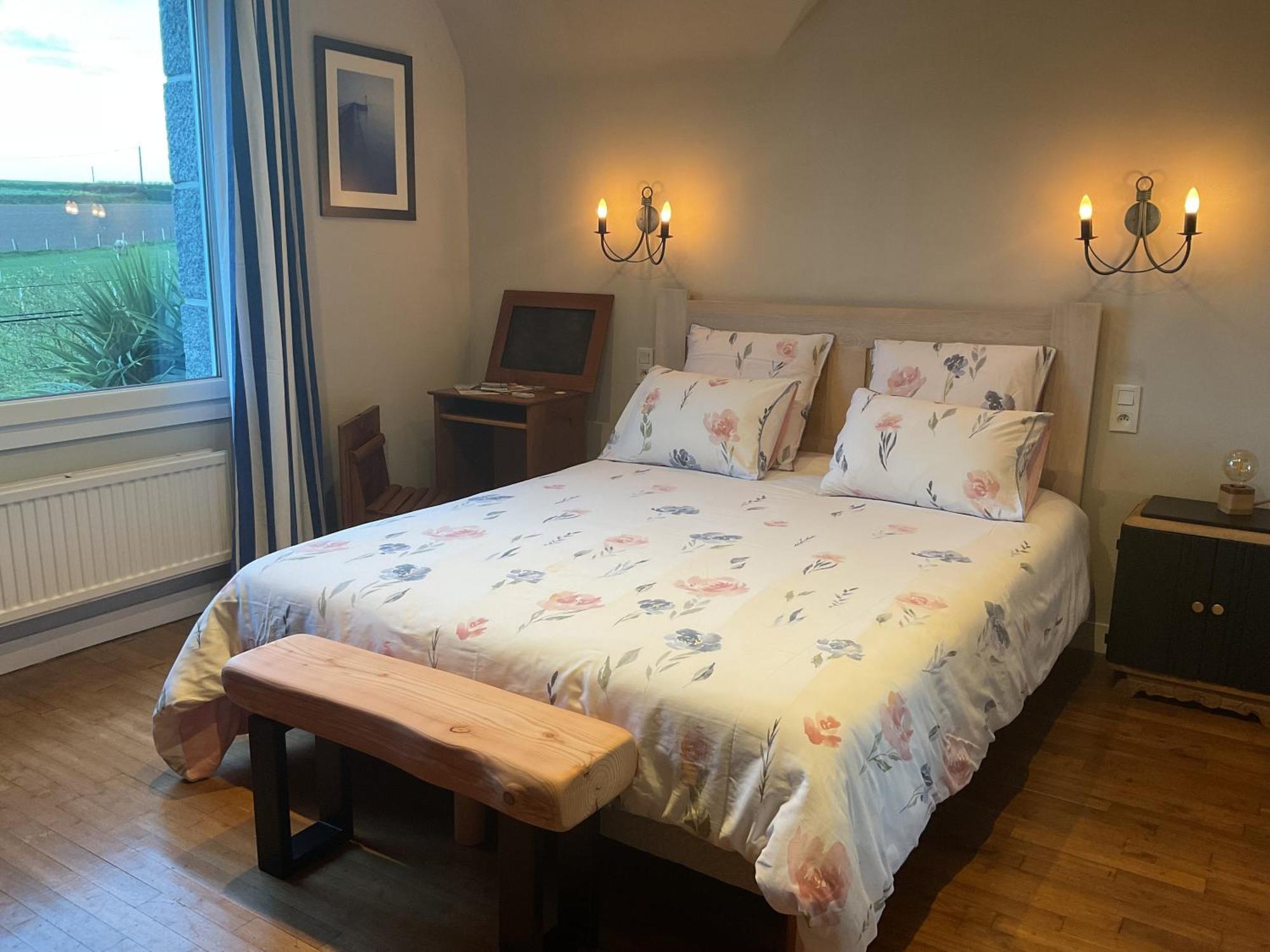 Les Chambres De Kermenguy Sibiril Luaran gambar